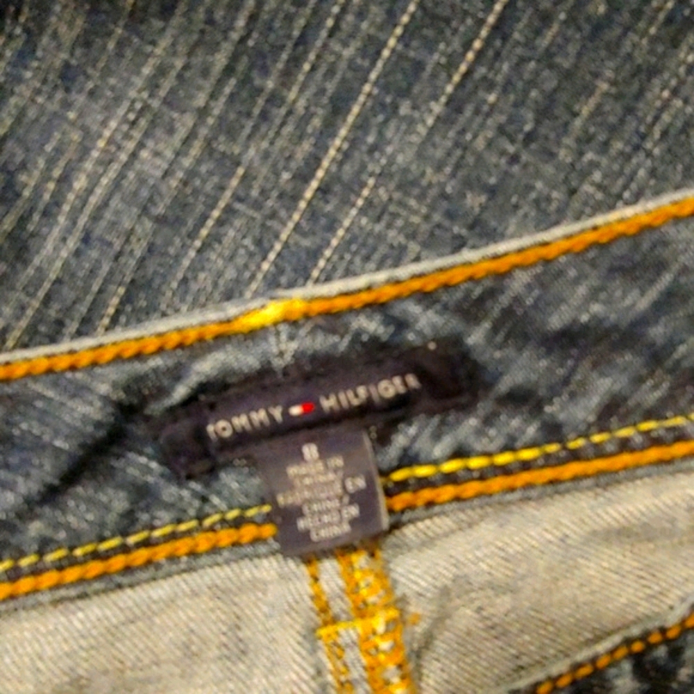 Tommy Hilfiger long shorts - Picture 2 of 4